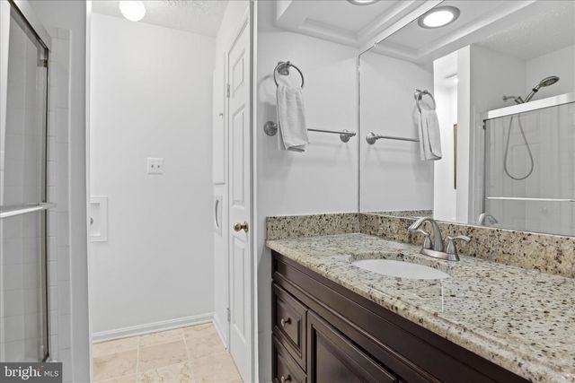 11668 GILMAN LN, Herndon, VA 20170