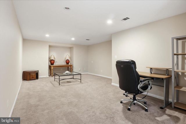 11668 GILMAN LN, Herndon, VA 20170