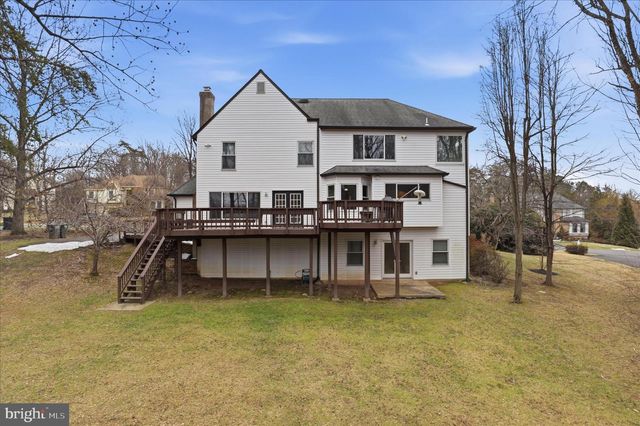 11668 GILMAN LN, Herndon, VA 20170