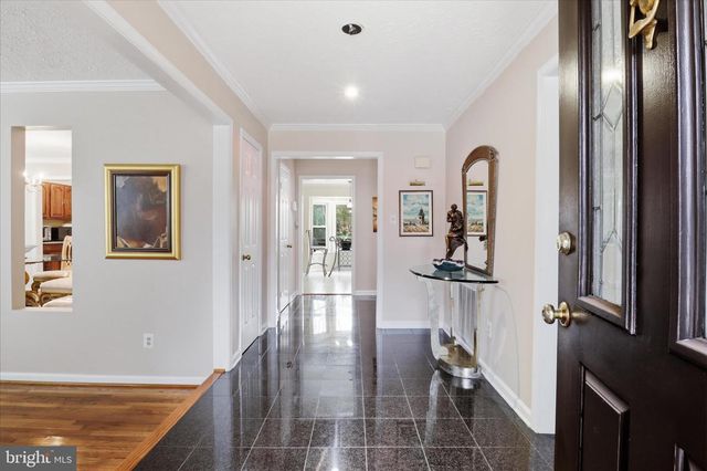 11668 GILMAN LN, Herndon, VA 20170