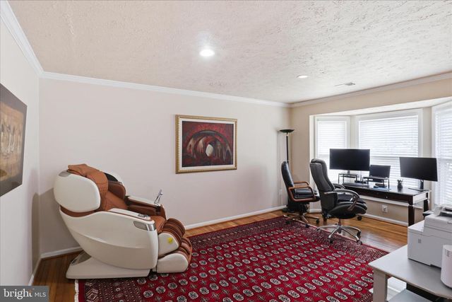 11668 GILMAN LN, Herndon, VA 20170