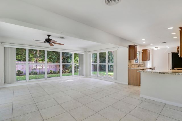 2620 NE 25th Street, Lighthouse Point, FL 33064