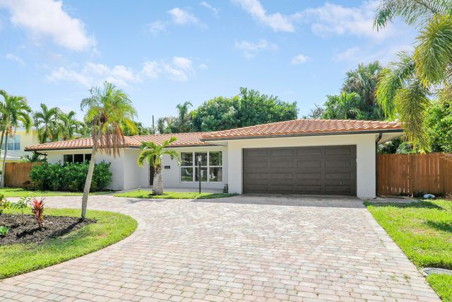 2620 NE 25th Street, Lighthouse Point, FL 33064