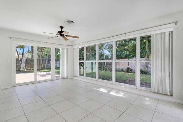 2620 NE 25th Street, Lighthouse Point, FL 33064