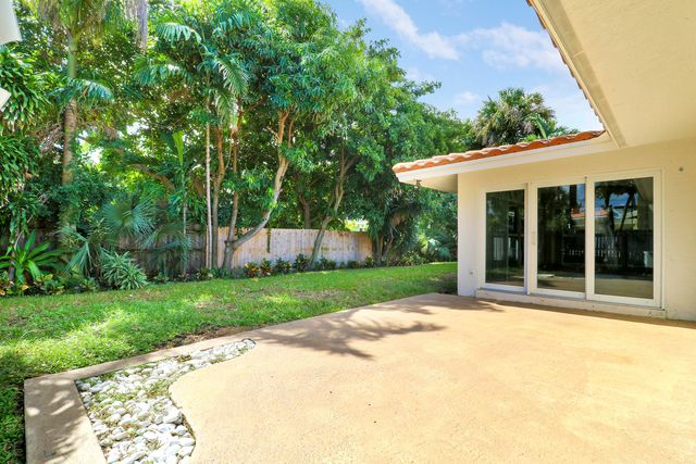 2620 NE 25th Street, Lighthouse Point, FL 33064