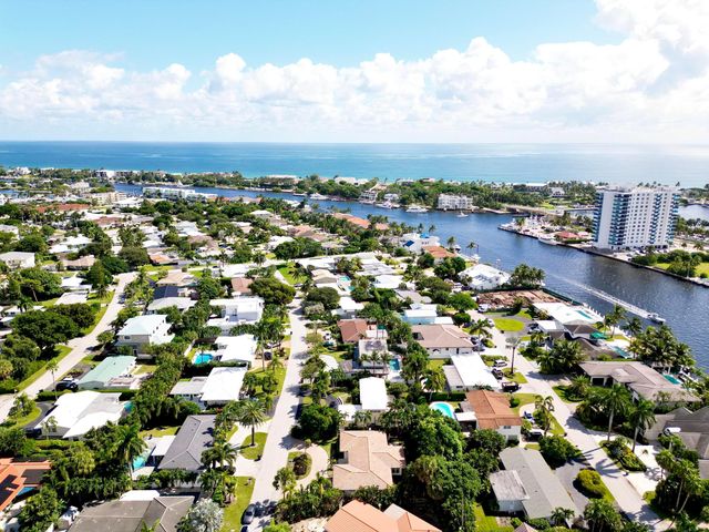 2620 NE 25th Street, Lighthouse Point, FL 33064