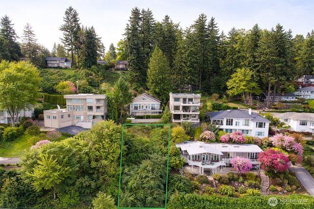 8512 NE Juanita Drive, Kirkland, WA 98034