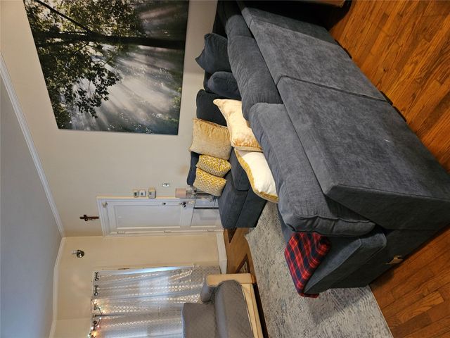 110 Coligni Avenue, New Rochelle, NY 10801