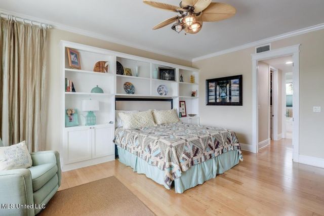 66 Bayou Circle, Gulfport, MS 39507