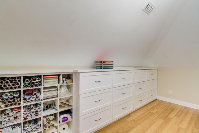 66 Bayou Circle, Gulfport, MS 39507