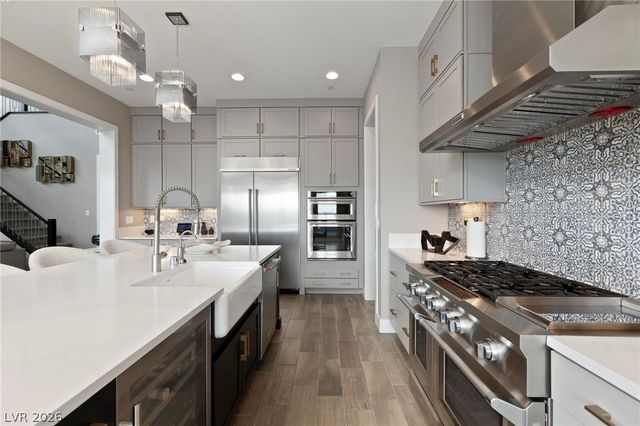 2153 King Crest Court, Henderson, NV 89052