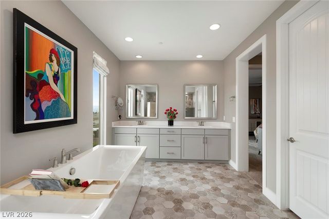 2153 King Crest Court, Henderson, NV 89052