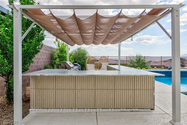 2153 King Crest Court, Henderson, NV 89052