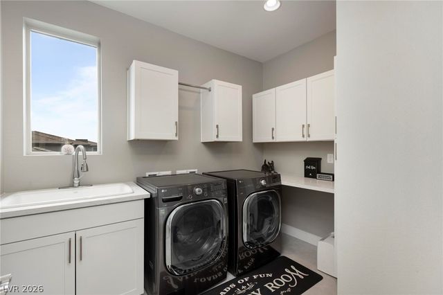 2153 King Crest Court, Henderson, NV 89052