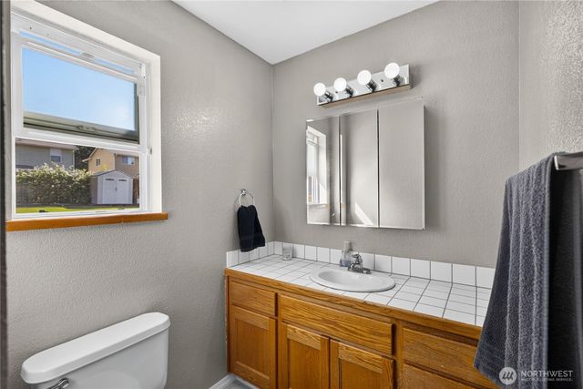 1219 Leahy Drive, Coupeville, WA 98239