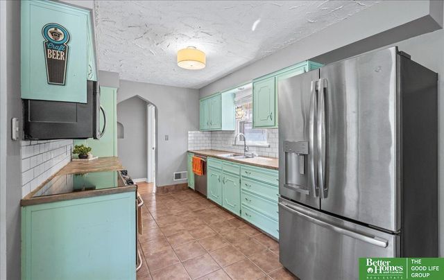 3103 Spring Street, Omaha, NE 68105