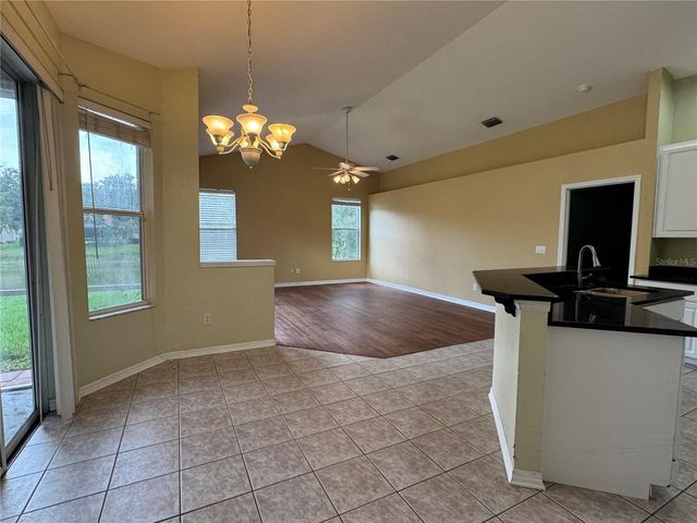 10207 QUAILS LANDING AVENUE, Tampa, FL 33647