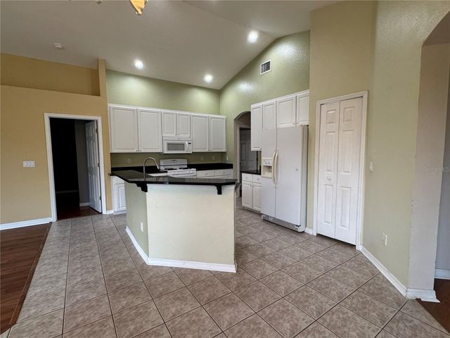 10207 QUAILS LANDING AVENUE, Tampa, FL 33647