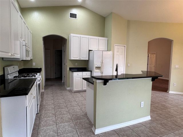 10207 QUAILS LANDING AVENUE, Tampa, FL 33647