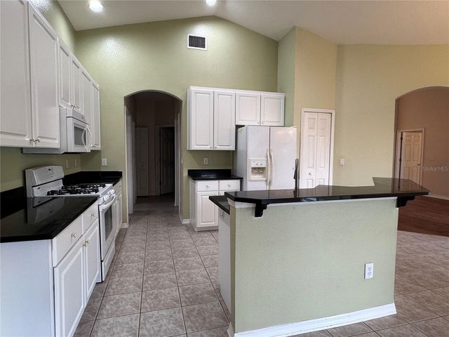 10207 QUAILS LANDING AVENUE, Tampa, FL 33647