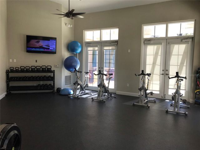 10207 QUAILS LANDING AVENUE, Tampa, FL 33647