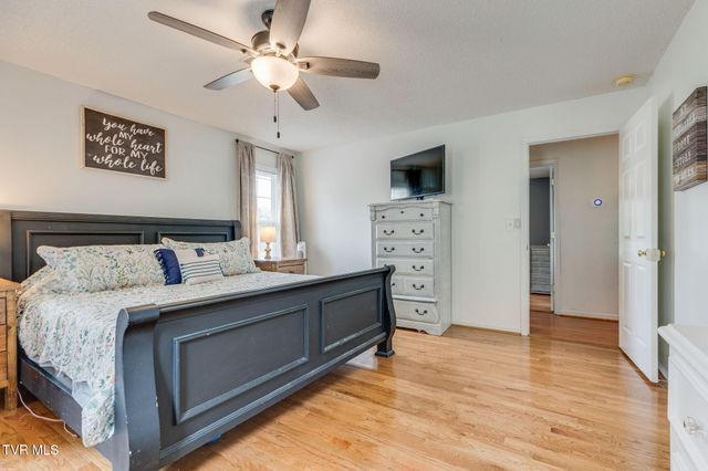 5394 Dishner Valley Road, Bristol, VA 24202