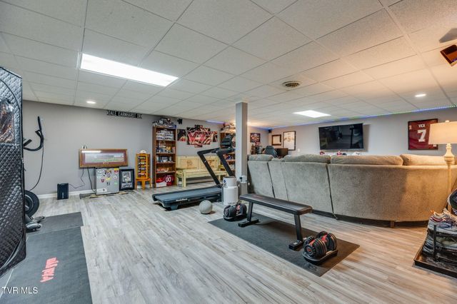 5394 Dishner Valley Road, Bristol, VA 24202