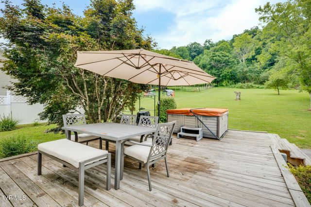 5394 Dishner Valley Road, Bristol, VA 24202