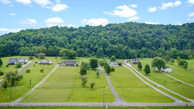 5394 Dishner Valley Road, Bristol, VA 24202