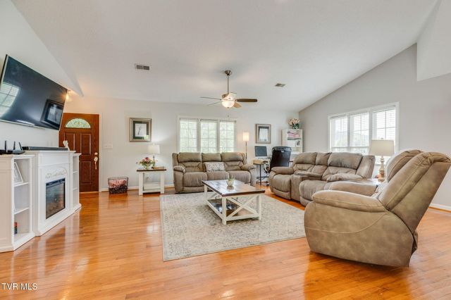 5394 Dishner Valley Road, Bristol, VA 24202