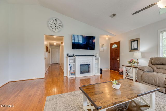 5394 Dishner Valley Road, Bristol, VA 24202