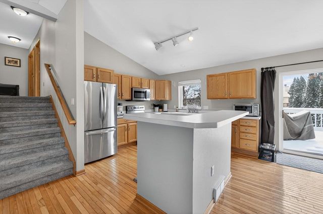 5475 Quarry Hill Drive, Fitchburg, WI 53711