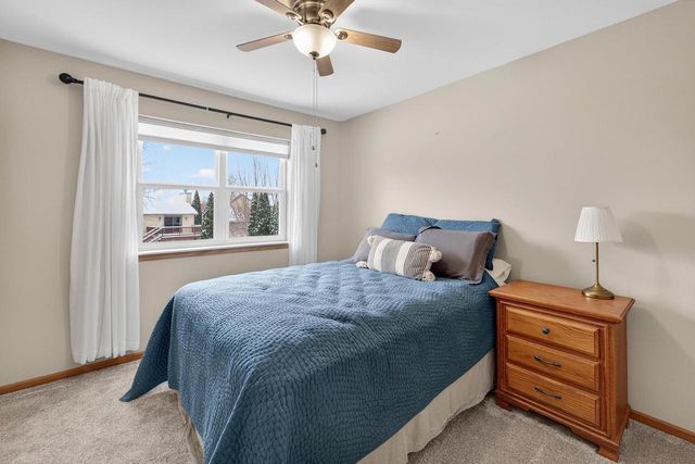 5475 Quarry Hill Drive, Fitchburg, WI 53711