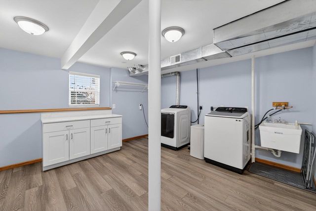 5475 Quarry Hill Drive, Fitchburg, WI 53711