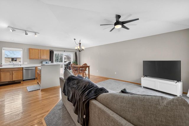 5475 Quarry Hill Drive, Fitchburg, WI 53711