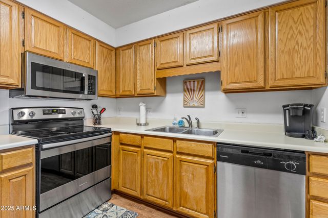 2665 N VALLEY VIEW Road 10121, Flagstaff, AZ 86004