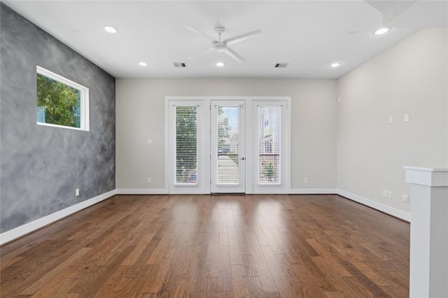 2102 Bello Amanecer Lane, Houston, TX 77055