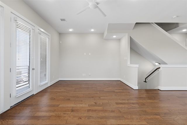 2102 Bello Amanecer Lane, Houston, TX 77055