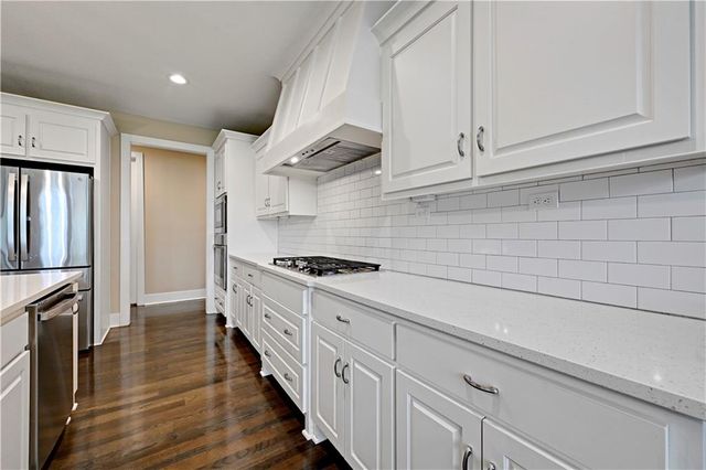 9149 Green Road, Lenexa, KS 66227