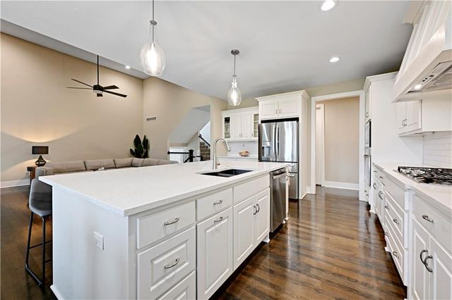 9149 Green Road, Lenexa, KS 66227