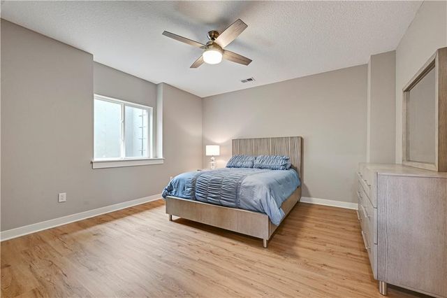 9149 Green Road, Lenexa, KS 66227