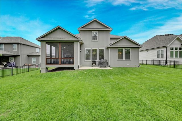9149 Green Road, Lenexa, KS 66227