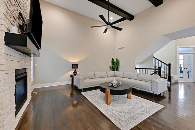 9149 Green Road, Lenexa, KS 66227