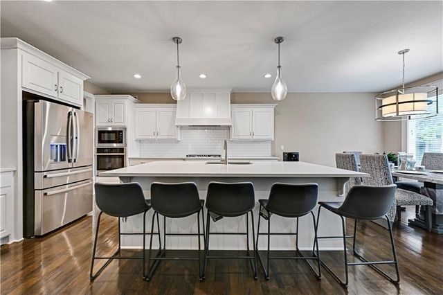 9149 Green Road, Lenexa, KS 66227