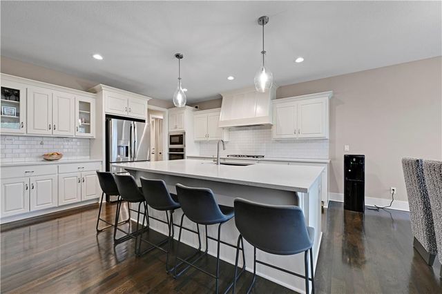 9149 Green Road, Lenexa, KS 66227