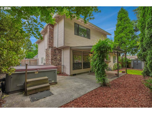 520 Se 15TH St, Gresham, OR 97080