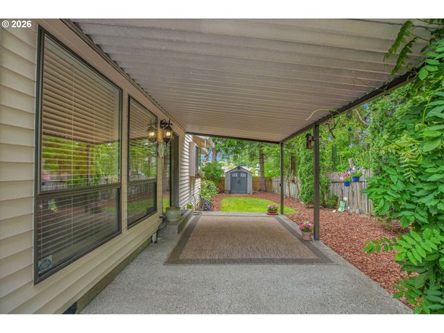 520 Se 15TH St, Gresham, OR 97080