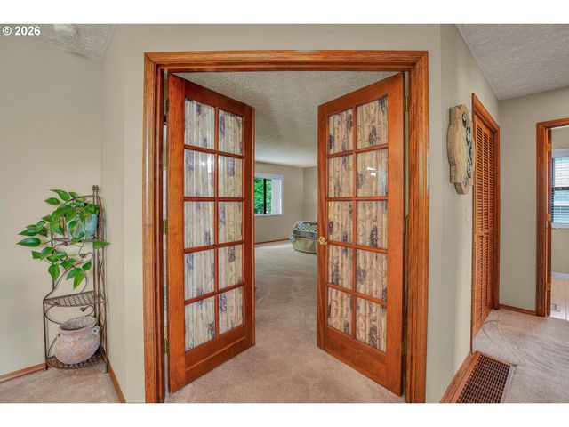520 Se 15TH St, Gresham, OR 97080