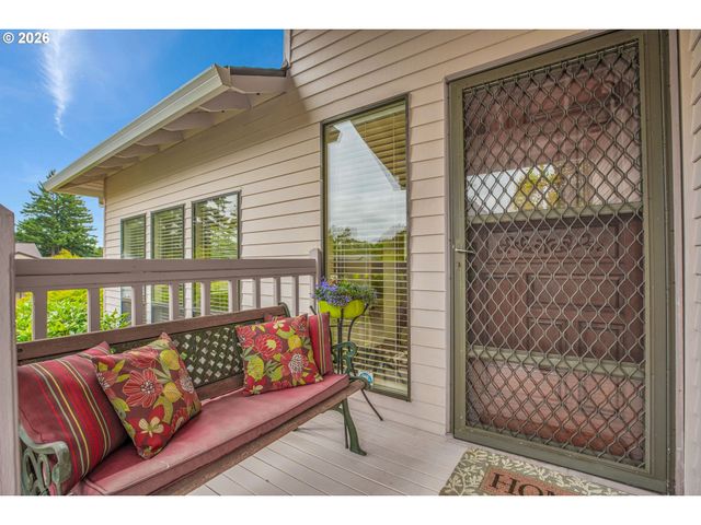520 Se 15TH St, Gresham, OR 97080