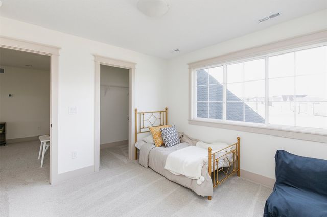 3409 NW Prescott Court, Grimes, IA 50111